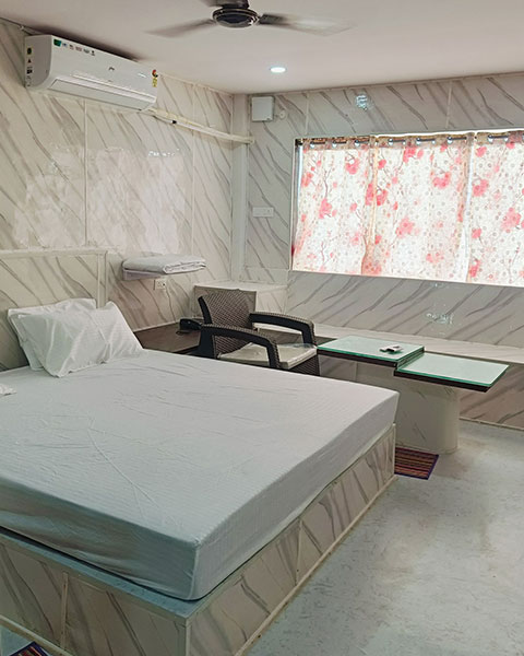 Room1