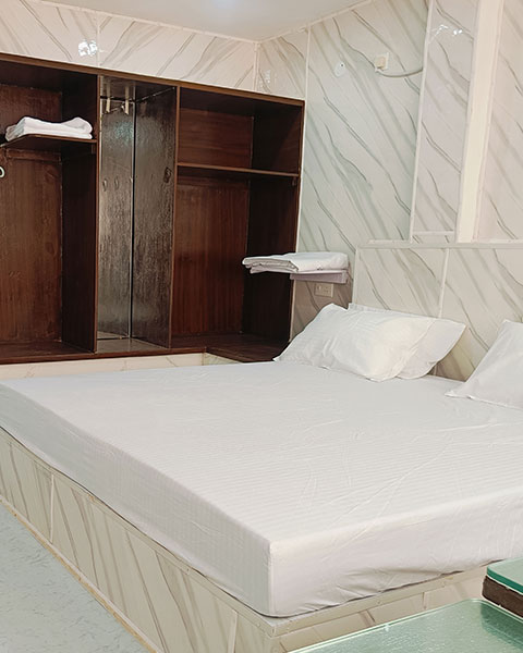 Room2